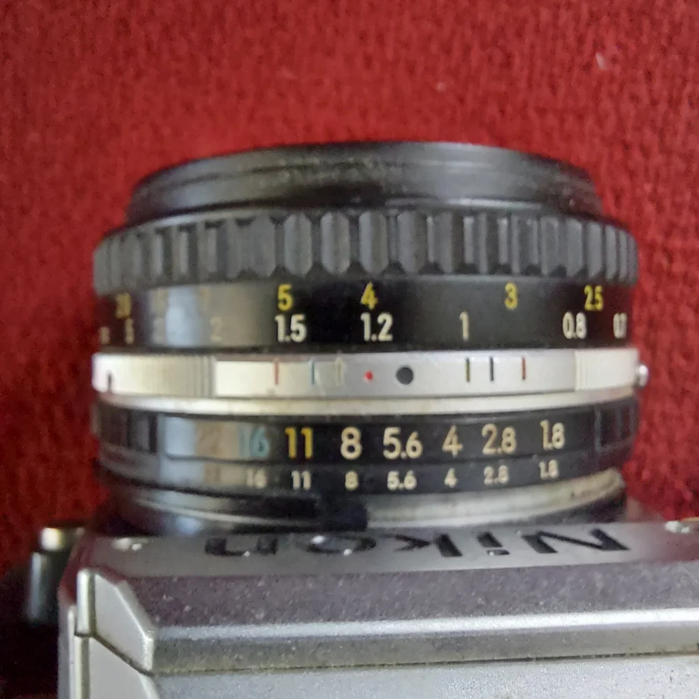 Nikon FG with Series E Lens